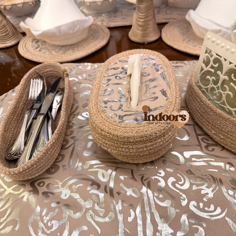 علبة مناديل خط عربي